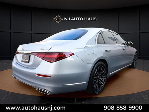 Used 2023 Mercedes-Benz S 500 4MATIC image 11