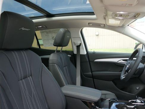 New 2026 Buick Envision Avenir AWD/4WD image 9