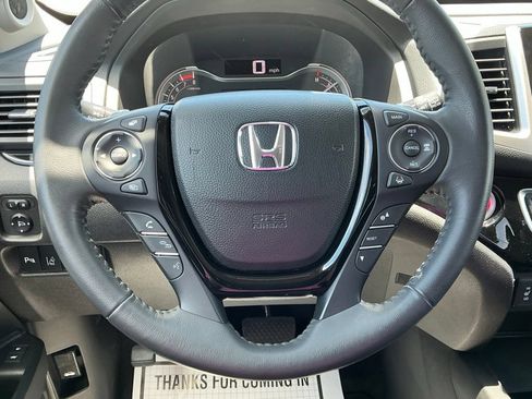 Used 2017 Honda Pilot Touring image 74