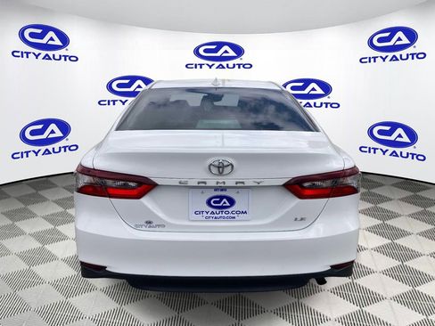 Used 2023 Toyota Camry LE w/ Convenience Package FWD image 4