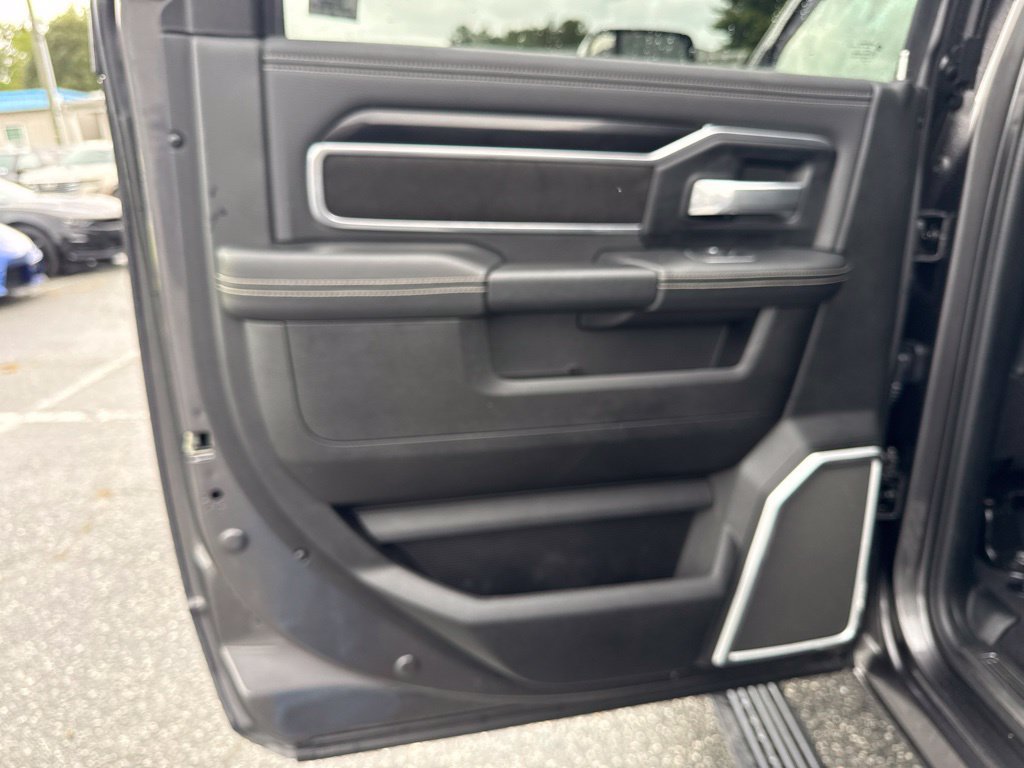 Used 2022 RAM 2500 Laramie AWD/4WD image 28