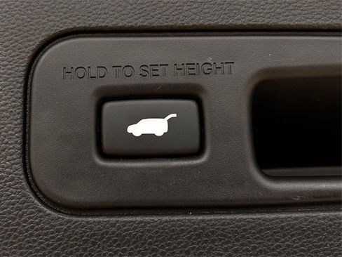 Certified 2025 Acura MDX w/ Technology Package image 35