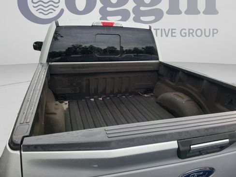 Used 2016 Ford F150 XLT w/ Equipment Group 302A Luxury AWD/4WD image 5