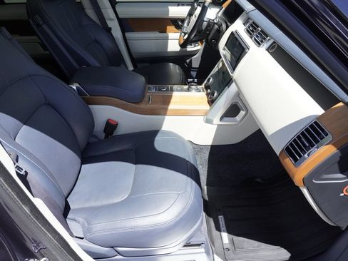 Used 2019 Land Rover Range Rover Supercharged AWD/4WD image 23