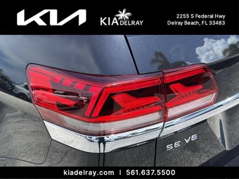 Used 2021 Volkswagen Atlas SE w/ Panoramic Sunroof Package FWD image 7