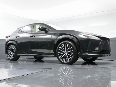 Used 2023 Lexus RZ 450e Premium w/ Technology Package image 47