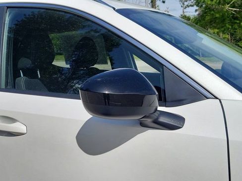 Certified 2026 Nissan Kicks SV FWD image 9