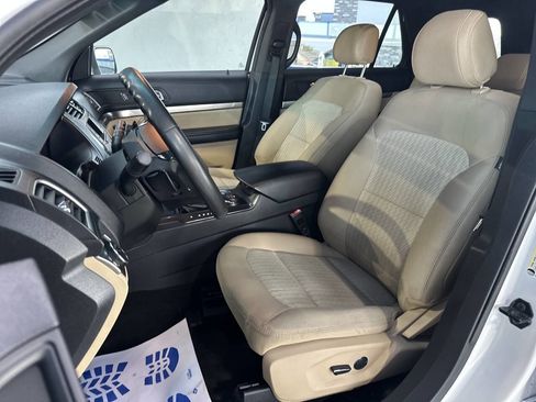 Used 2017 Ford Explorer 4WD image 15