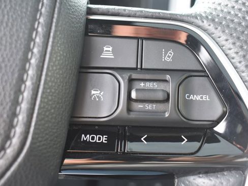 Used 2023 Toyota Tundra Platinum image 22