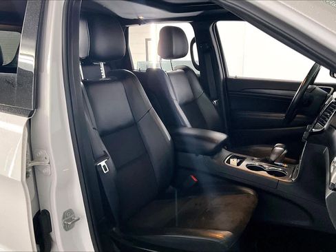 Used 2020 Jeep Grand Cherokee Altitude image 8