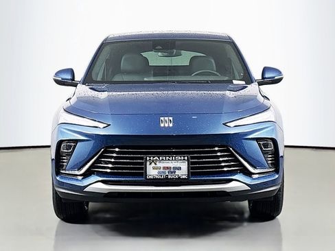 Used 2025 Buick Envista Preferred w/ Convenience I Package image 2