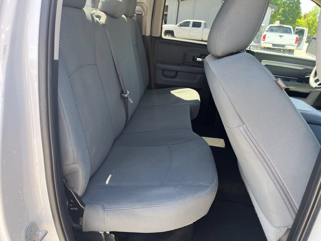 Used 2019 RAM 1500 Classic SLT AWD/4WD image 29