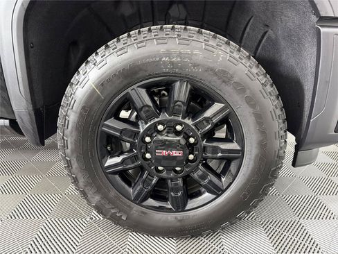 New 2026 GMC Sierra 2500 AT4 w/ AT4 Premium Plus Package AWD/4WD image 10