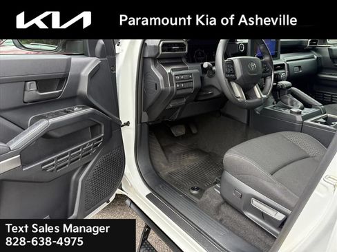 Used 2025 Toyota 4Runner SR5 RWD image 14