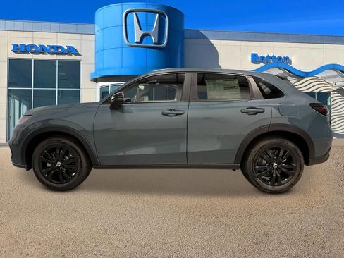 New 2026 Honda HR-V Sport image 2
