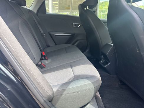Used 2025 Kia K4 FWD image 39