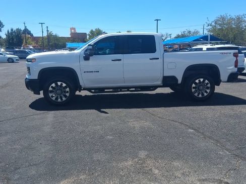 Used 2025 Chevrolet Silverado 2500 Custom w/ Custom Convenience Package AWD/4WD image 2