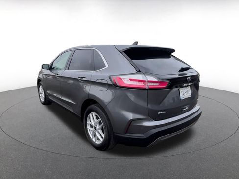 Used 2023 Ford Edge SEL image 11