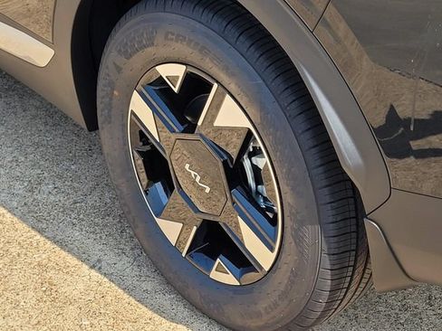 New 2026 Kia Sportage LX FWD image 5