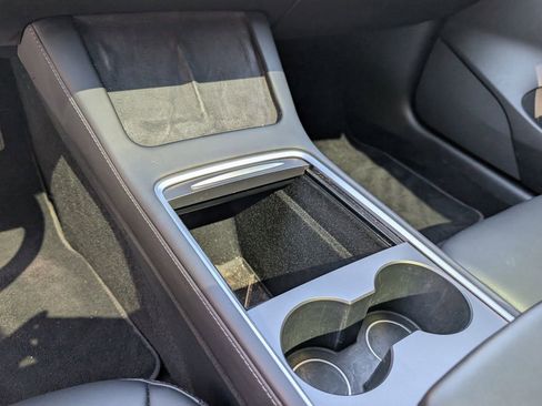 Used 2023 Tesla Model 3 Standard Range RWD image 30