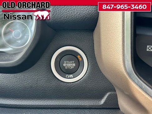 Used 2022 RAM 1500 Laramie AWD/4WD image 17