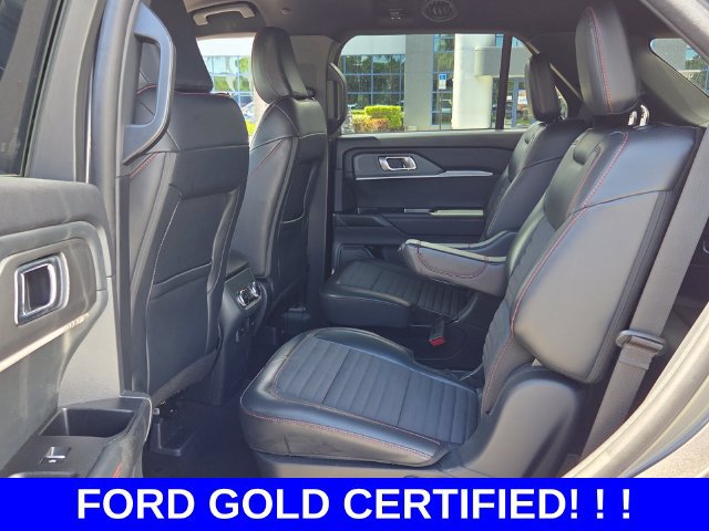 Certified 2025 Ford Explorer ST-Line AWD/4WD image 11