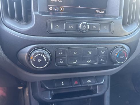 Used 2020 Chevrolet Colorado W/T w/ WT Convenience Package image 16