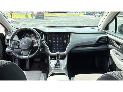 Used 2024 Subaru Outback Premium AWD/4WD image 32