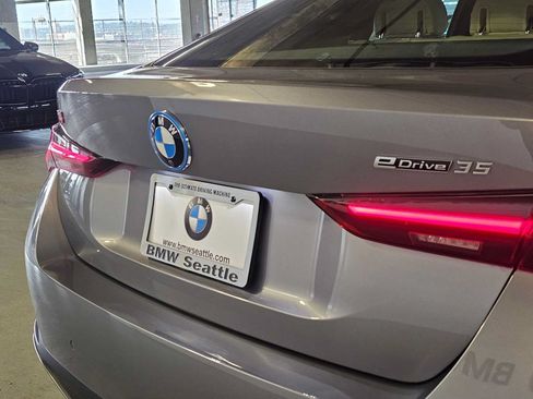 Used 2023 BMW i4 eDrive35 w/ Premium Package RWD image 7