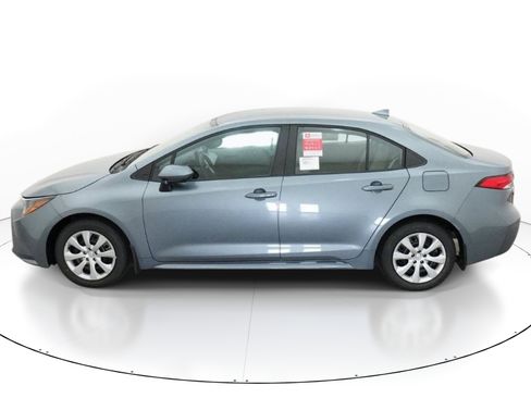 New 2026 Toyota Corolla LE image 3