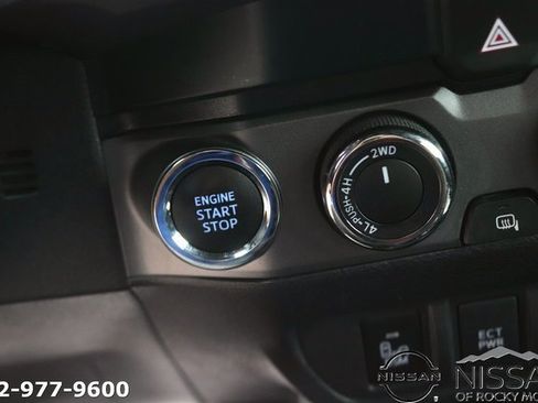 Used 2020 Toyota Tacoma TRD Sport image 22