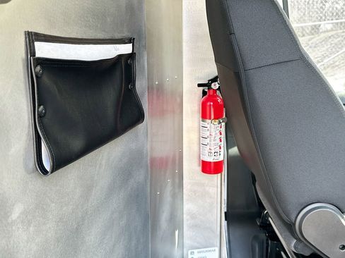 Used 2024 RAM ProMaster 3500 w/ Delivery Van Package image 31