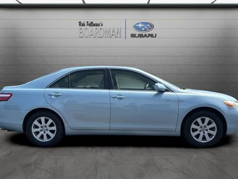 Used 2007 Toyota Camry XLE FWD image 3
