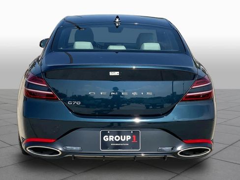 Used 2025 Genesis G70 2.5T RWD image 5