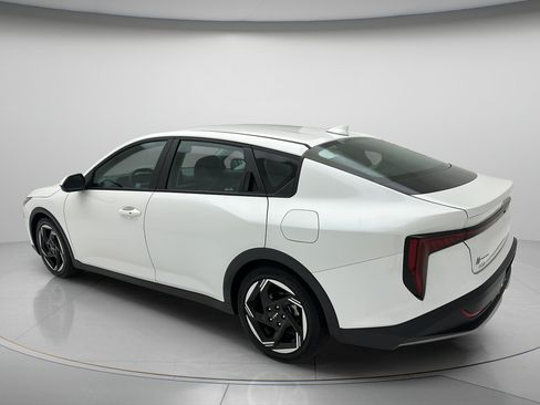 Used 2025 Kia K4 EX FWD image 4