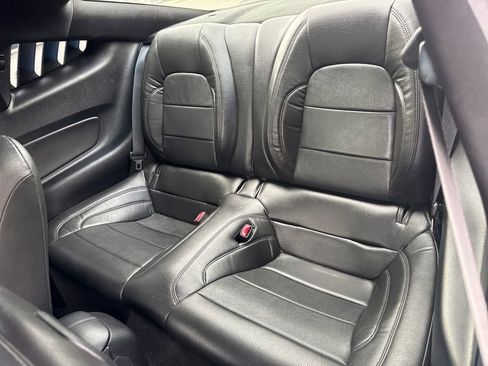 Used 2017 Ford Mustang Coupe RWD image 31