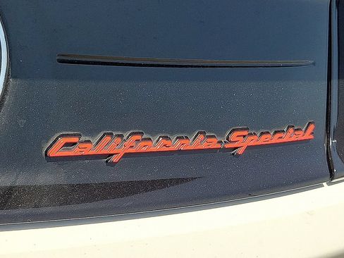 Used 2020 Ford Mustang GT Premium w/ Equipment Group 401A RWD image 9