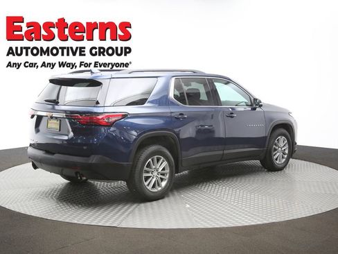 Used 2022 Chevrolet Traverse LT AWD/4WD image 42