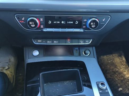 Used 2024 Audi Q5 2.0T Premium Plus image 9