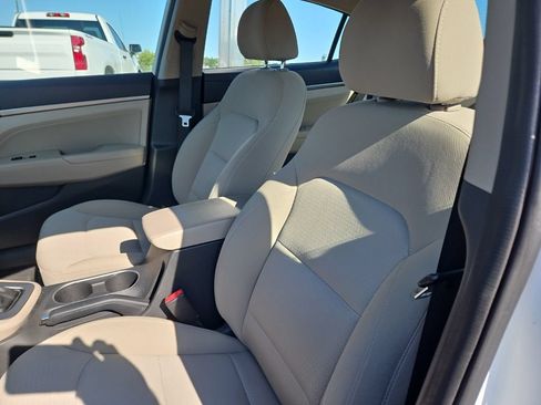 Used 2017 Hyundai Elantra Value Edition w/ Cargo Package FWD image 14