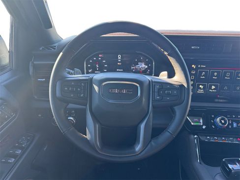 Used 2024 GMC Sierra 1500 AT4 w/ Technology Package image 12