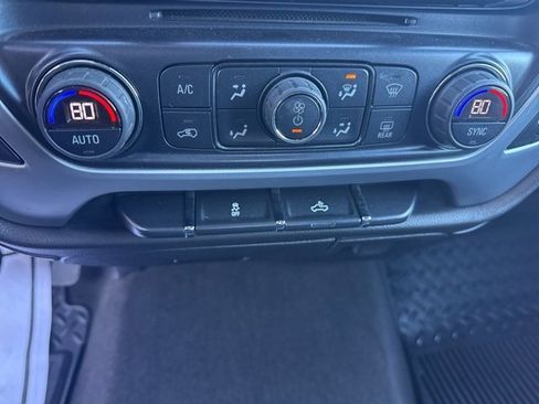 Used 2018 GMC Sierra 1500 SLE w/ SLE Value Package image 21