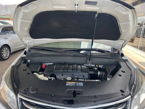 Used 2017 Chevrolet Traverse Premier AWD/4WD image 18