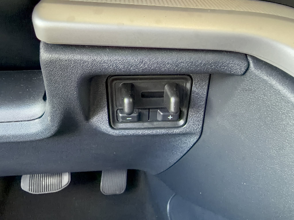 Certified 2025 Ford Expedition Active RWD image 27