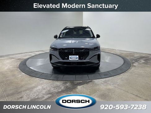 New 2026 Lincoln Nautilus Reserve w/ Jet Appearance Package AWD/4WD image 2