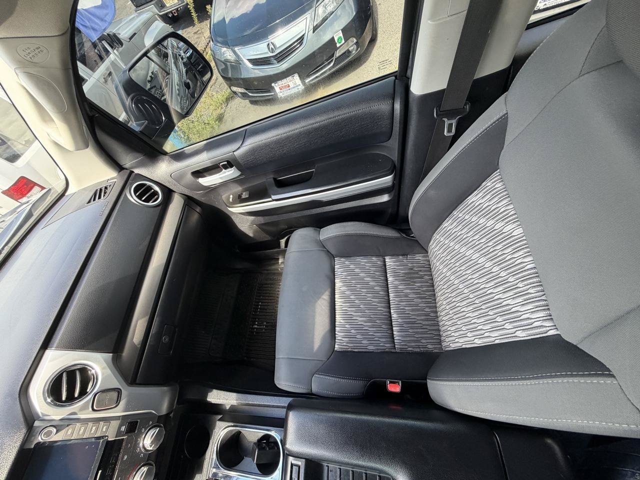 Used 2021 Toyota Tundra SR5 AWD/4WD image 29