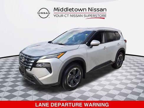 Certified 2024 Nissan Rogue SV w/ SV Premium Package AWD/4WD image 8