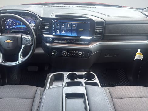 Used 2023 Chevrolet Silverado 1500 LT RWD image 11