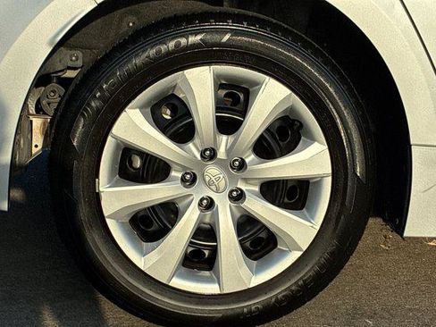 Certified 2025 Toyota Corolla LE FWD image 30