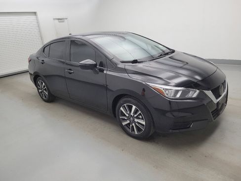 Used 2021 Nissan Versa SV FWD image 11